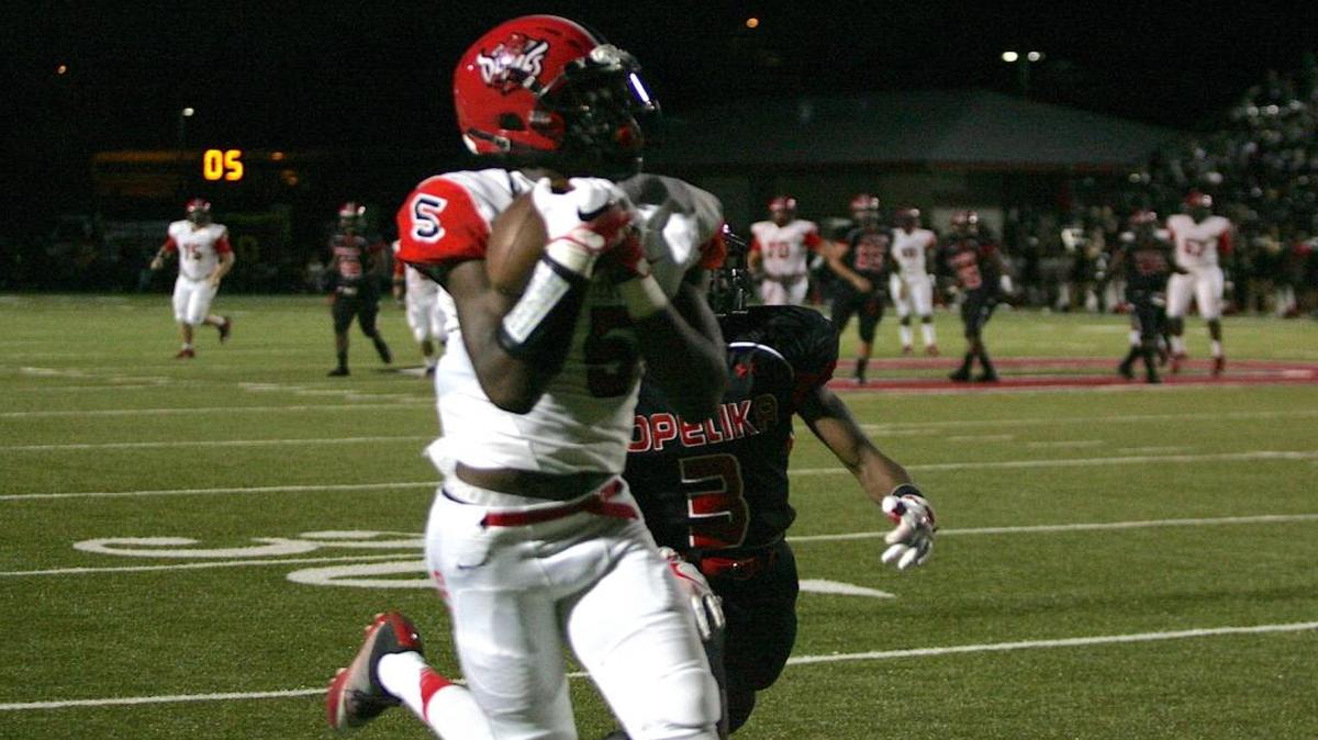 Central wide receiver Justyn Ross and the Red Devils begin their 2017 season against Bob Jones.