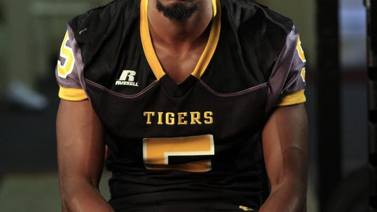 Tyrese McPhatter is a wide receiver for Harris County.