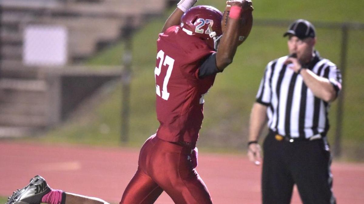 Jordan's Junior Hill runs into the end zone for a touchdown in the third quarter of Friday’s game against Temple at Kinnett Stadium.