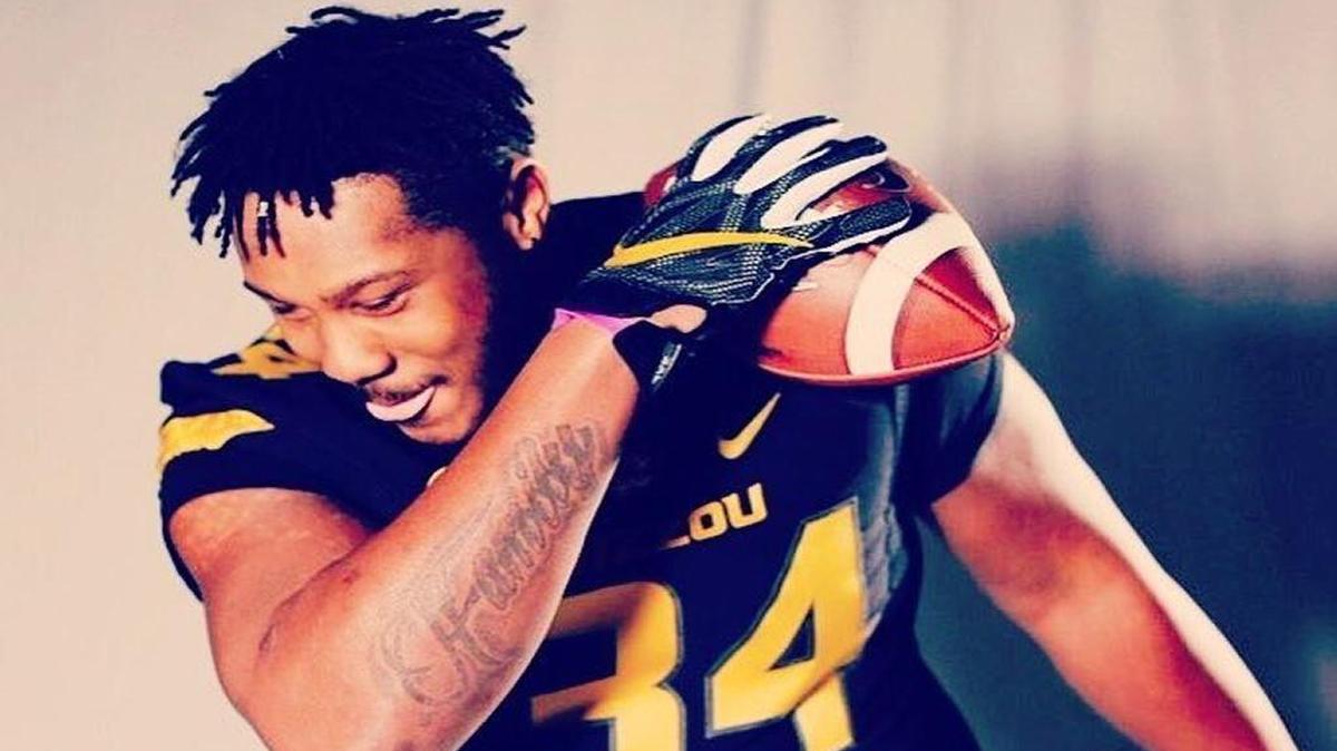 Former Hardaway defensive lineman Walter Palmore has signed to play at Missouri.